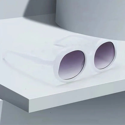 2025 New Retro Oval Sunglasses | UV Protection with Photochromic Lenses