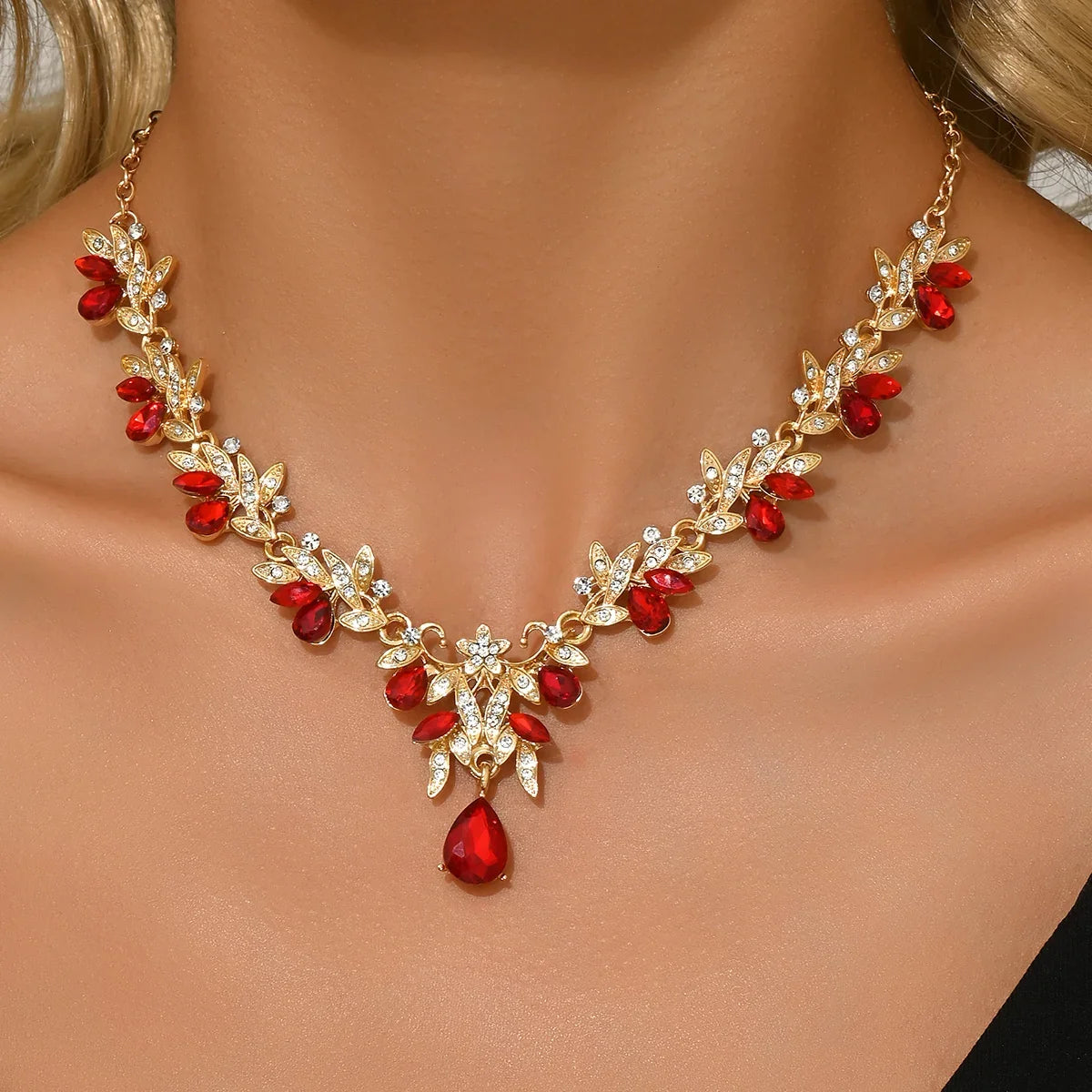 Flower Pendant Necklace | Vintage Style Cubic Zirconia Jewelry for Women