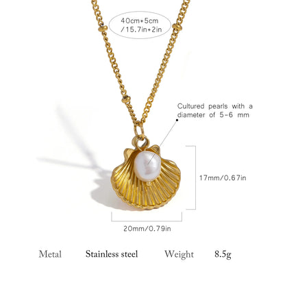 Shell and Pearl Pendant Necklace | 18K Gold Plated Stainless Steel Beach Jewelry