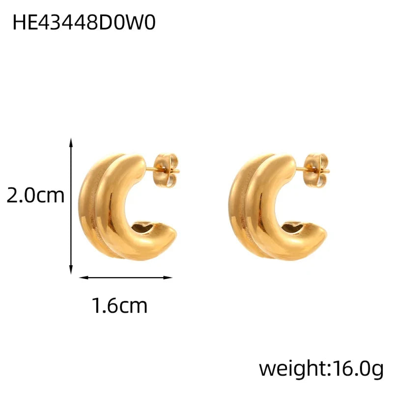 CARLIDANA Connected Double Ring CC Shape Gold Earrings | Stainless Steel PVD Gold Plated Stud Earrings