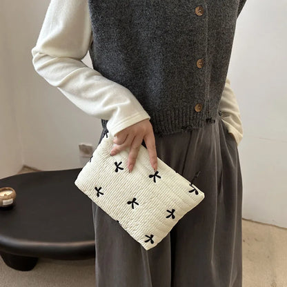 Large Capacity Embroidered Bow Cosmetic Case | Cute Zipper Makeup Bag