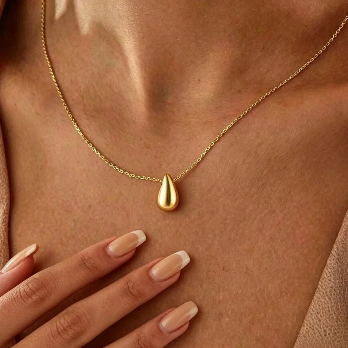 Waterdrop Pendant Necklace | Minimalist Stainless Steel Teardrop Jewelry for Women